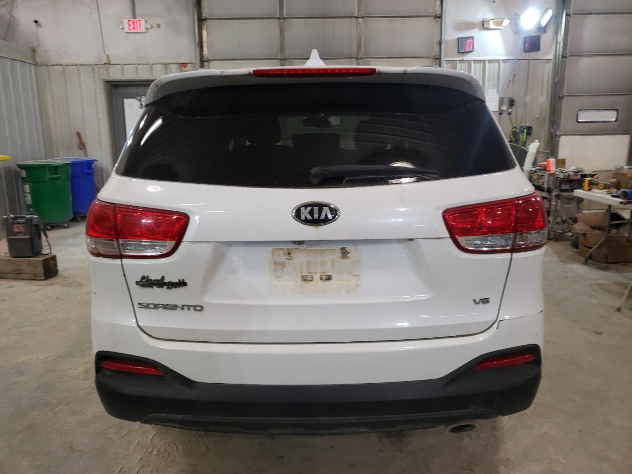2016 Kia Sorento Lx - Фото 6