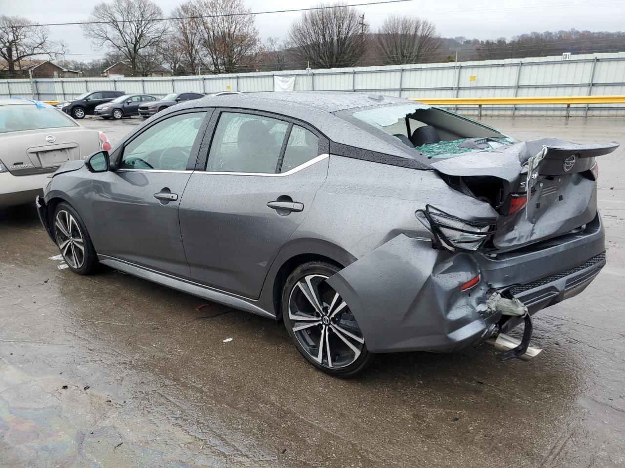 2021 Nissan Sentra Sr - Фото 2