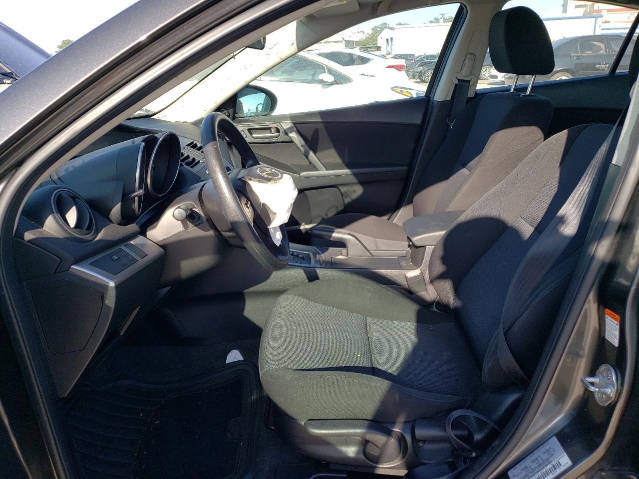 2011 Mazda 3 I - Image 7