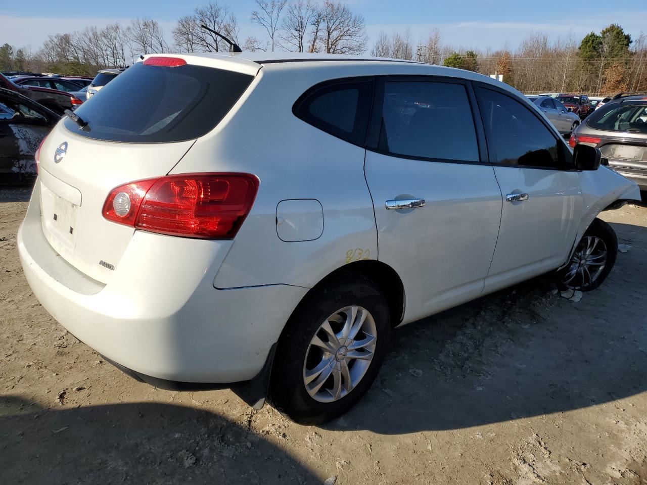 2010 Nissan Rogue S - Image 3
