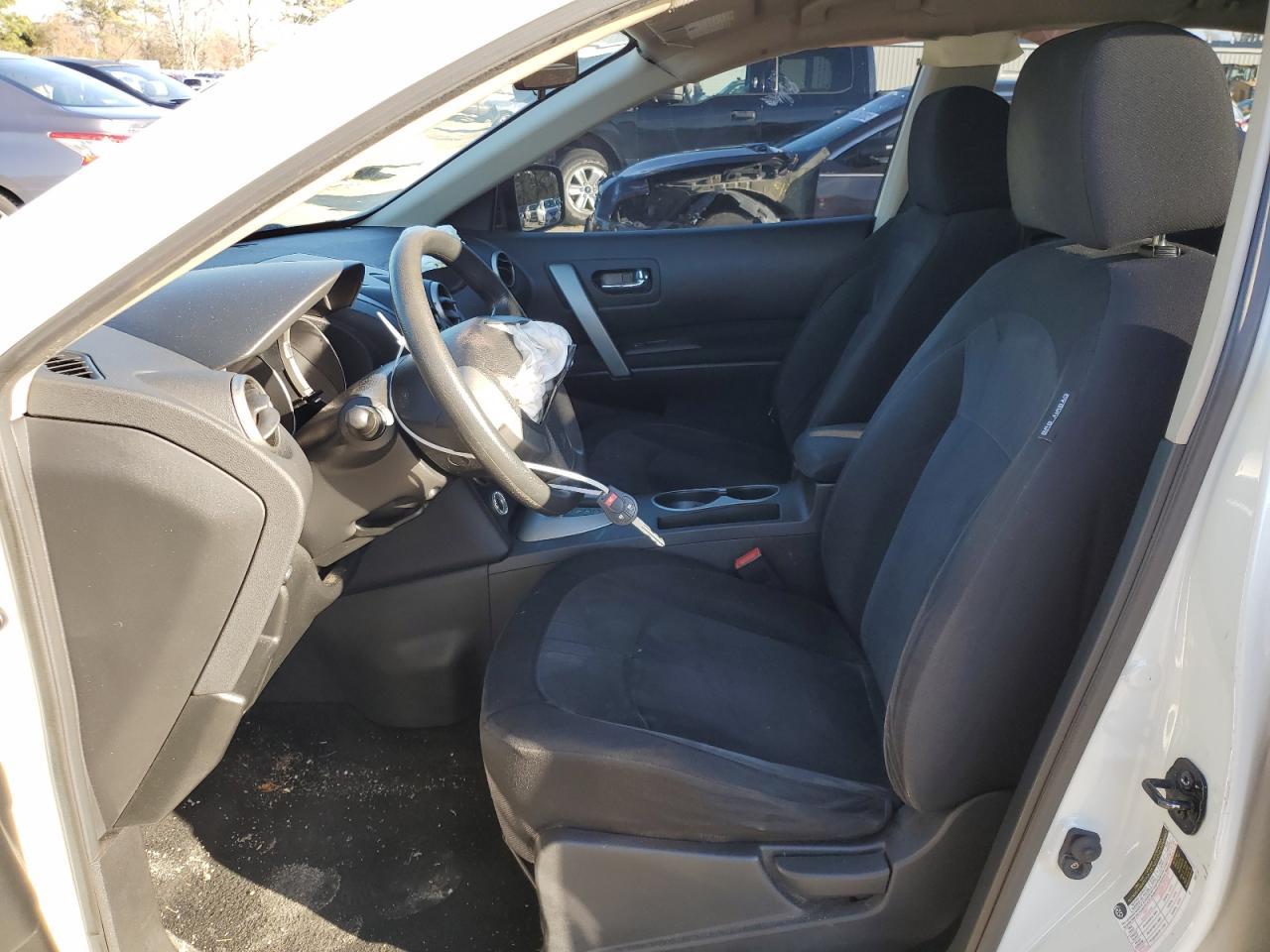 2010 Nissan Rogue S - Image 7