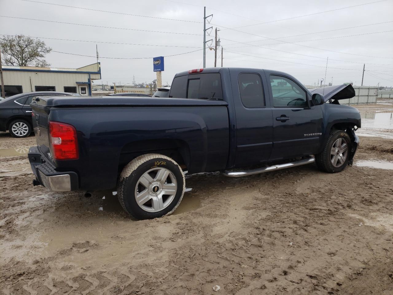 2008 Chevrolet Silverado C1500 - Image 3