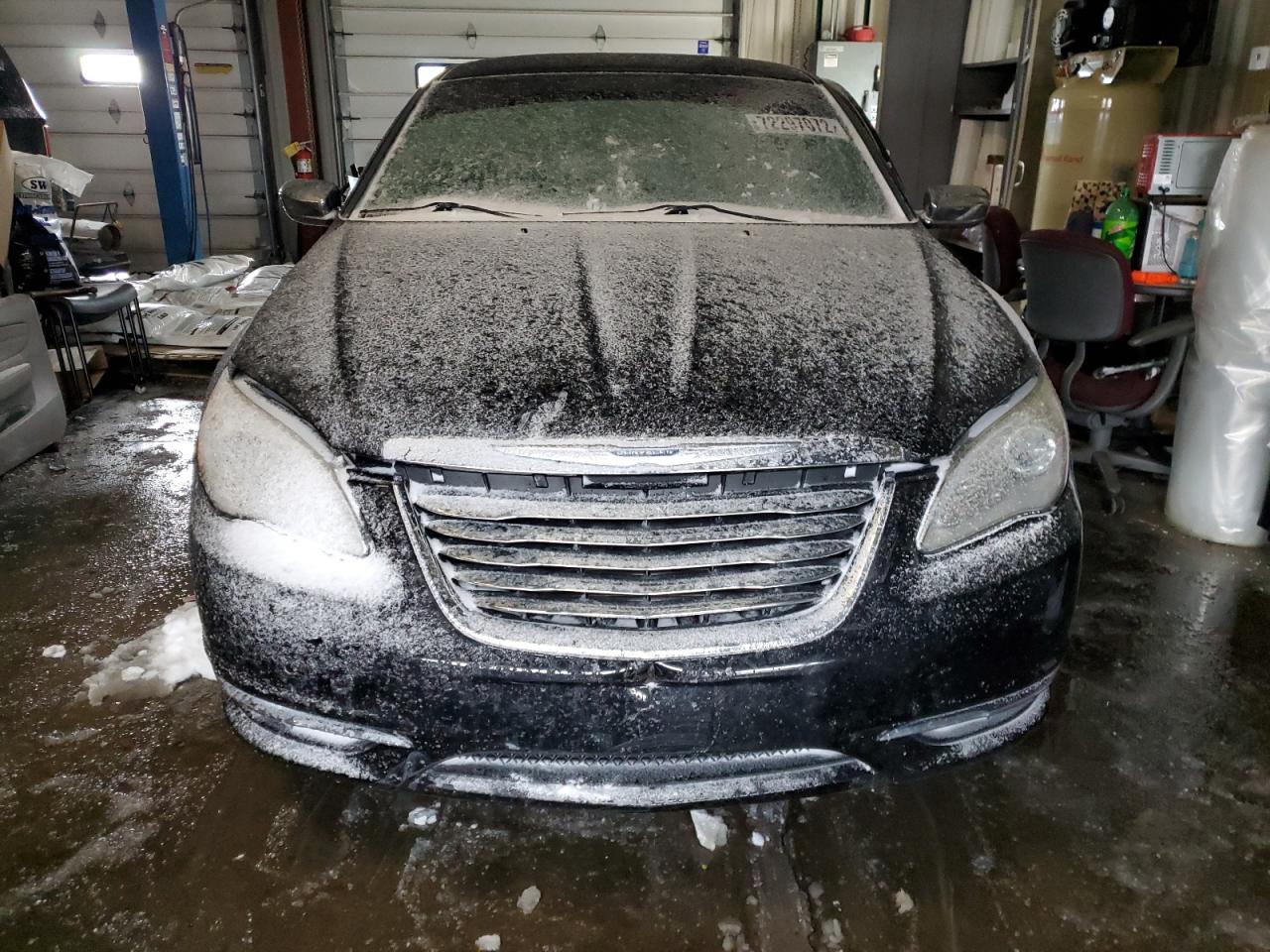 2014 Chrysler 200 Limited - Фото 5