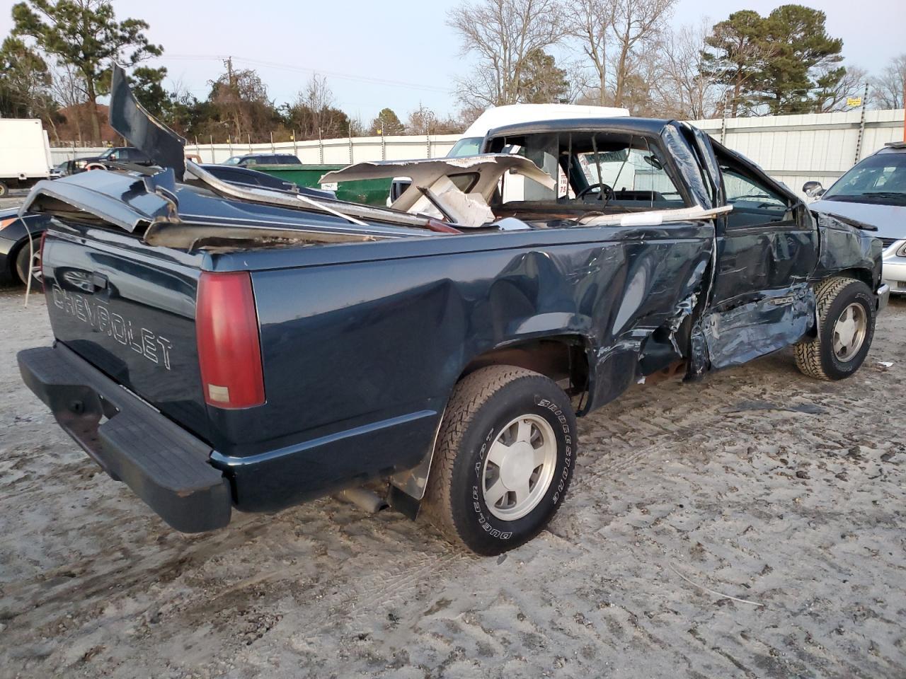 1988 Chevrolet Gmt-400 C1500 - Фото 3