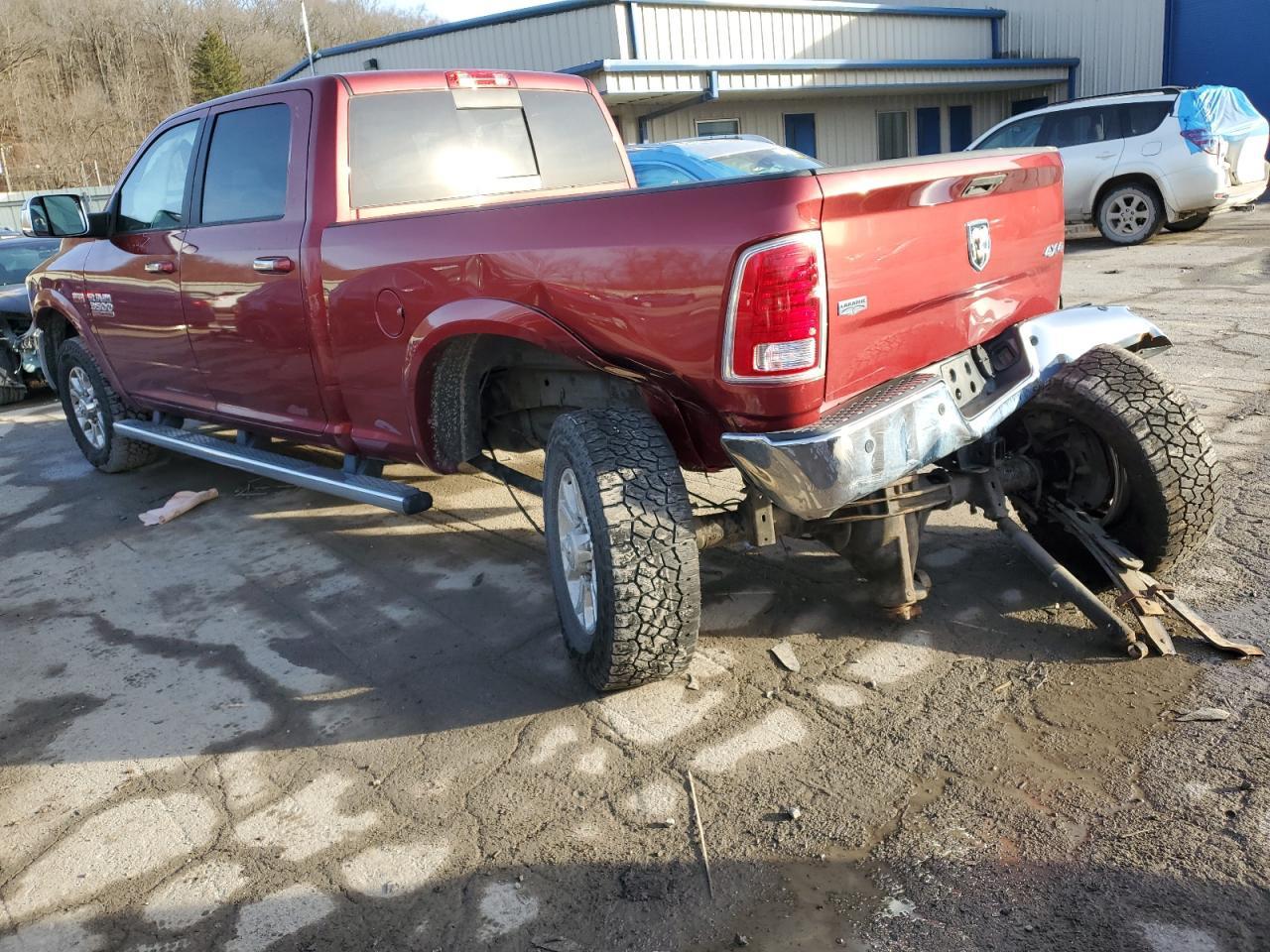 2015 Ram 3500 Laramie - Фото 2