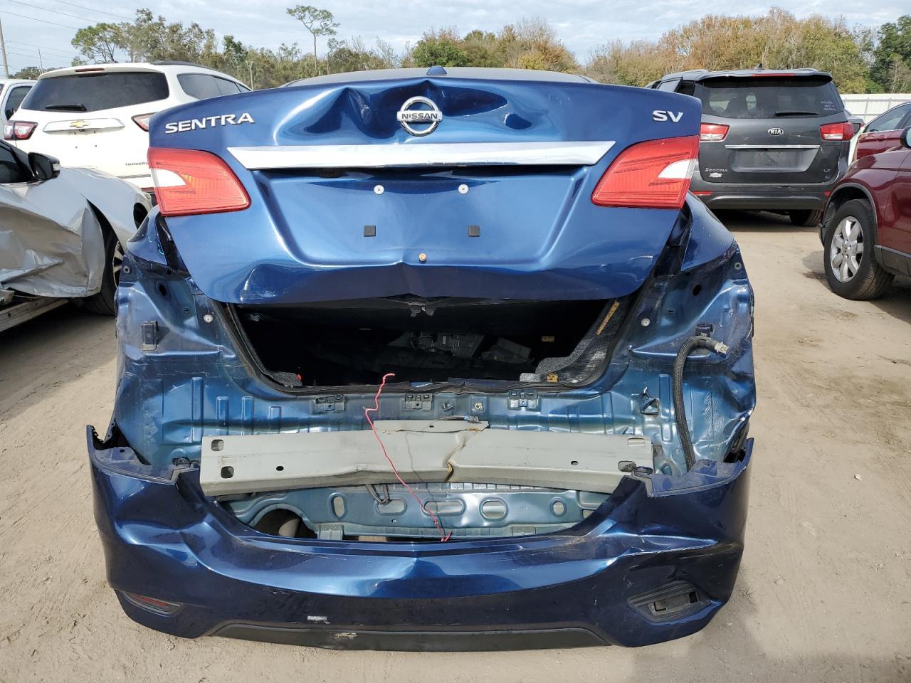2019 Nissan Sentra S - Фото 6