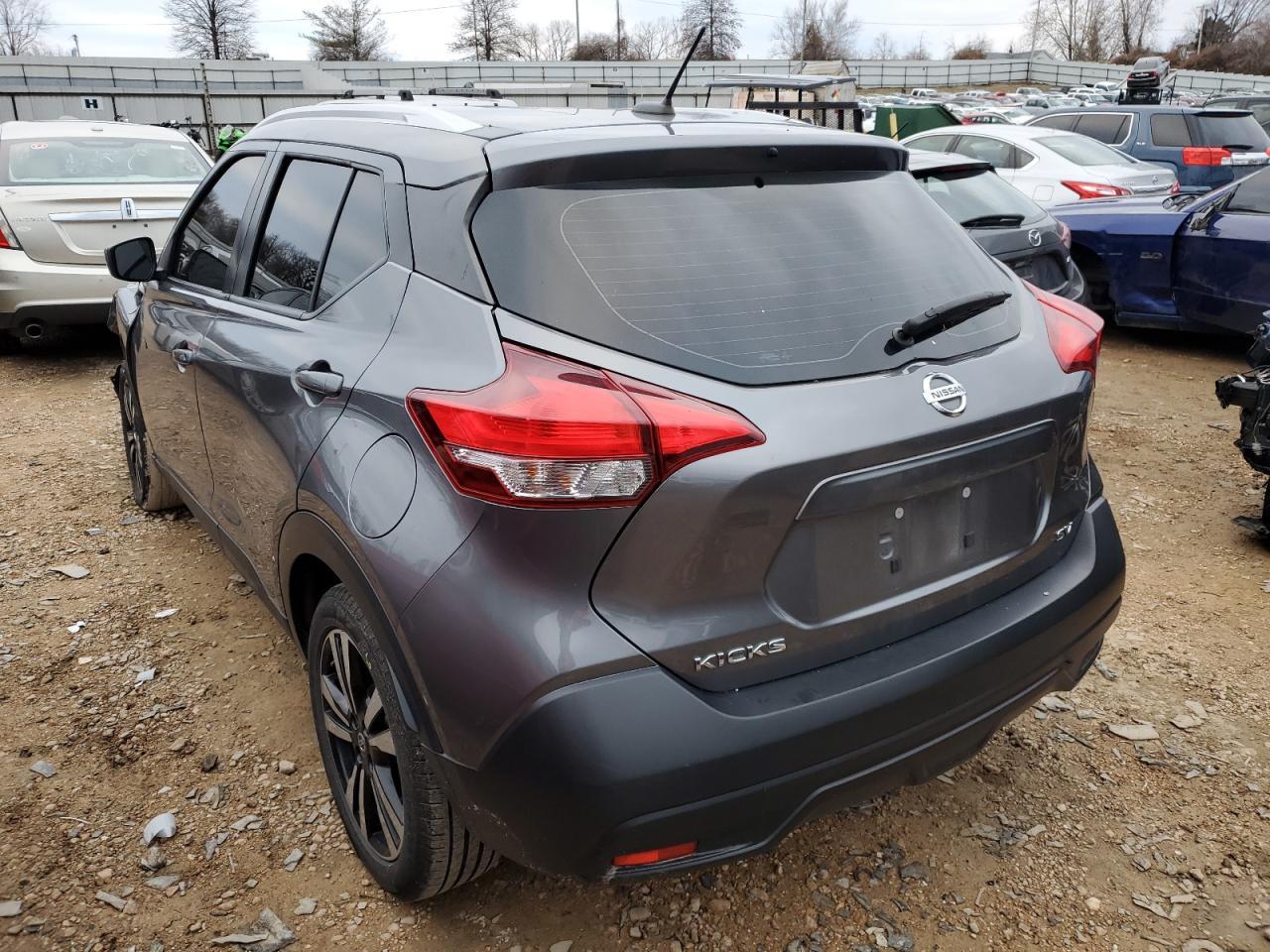2019 Nissan Kicks S - Фото 2