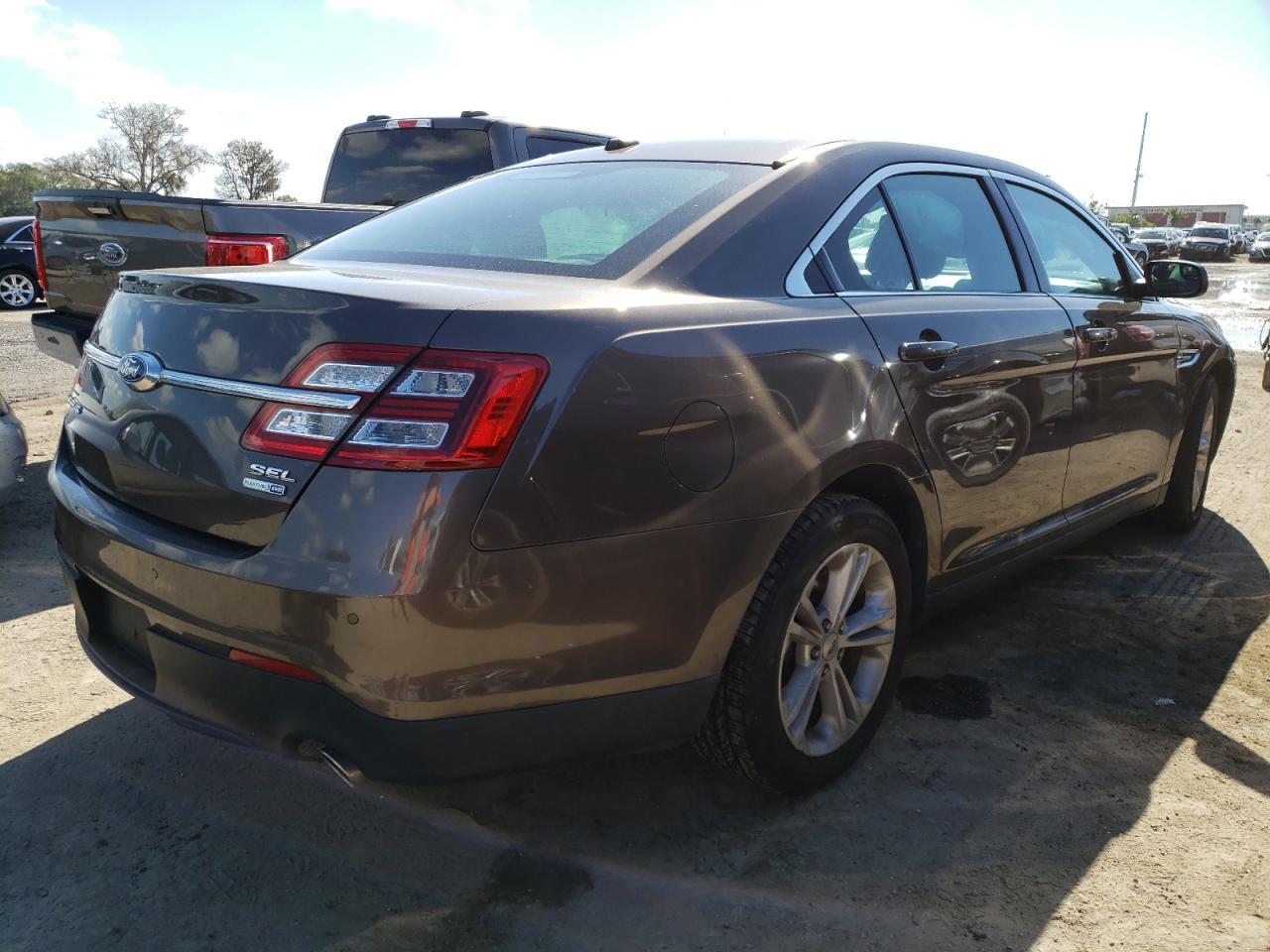 2016 Ford Taurus Sel - Фото 3