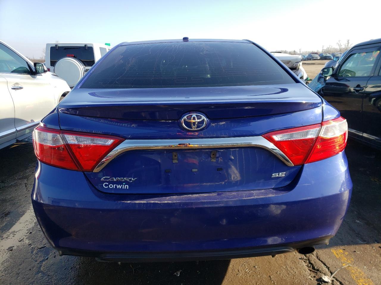 2015 Toyota Camry Le - Фото 6