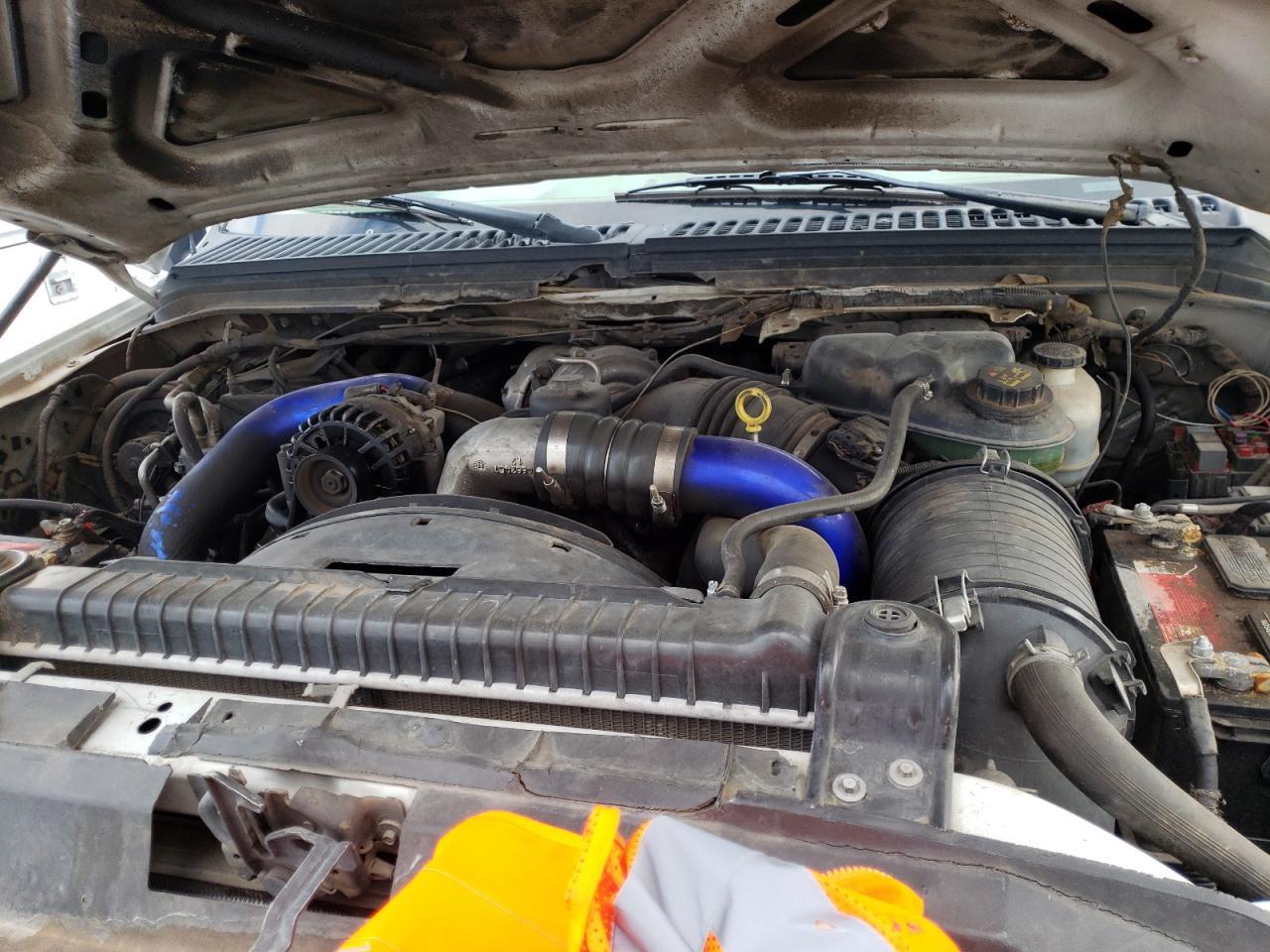 2007 Ford F550 Super Duty - Image 7
