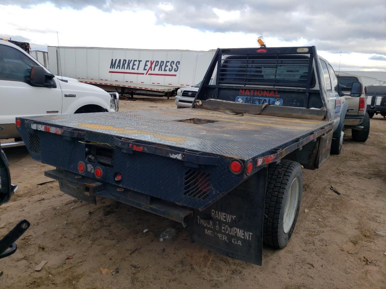 2007 Ford F550 Super Duty - Image 4