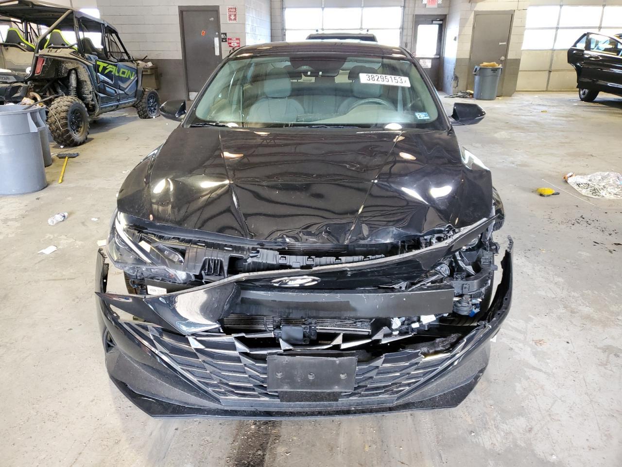 2021 Hyundai Elantra Sel - Фото 5