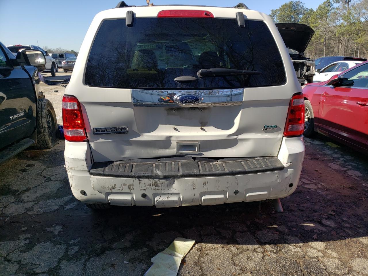 2012 Ford Escape Limited - Image 6