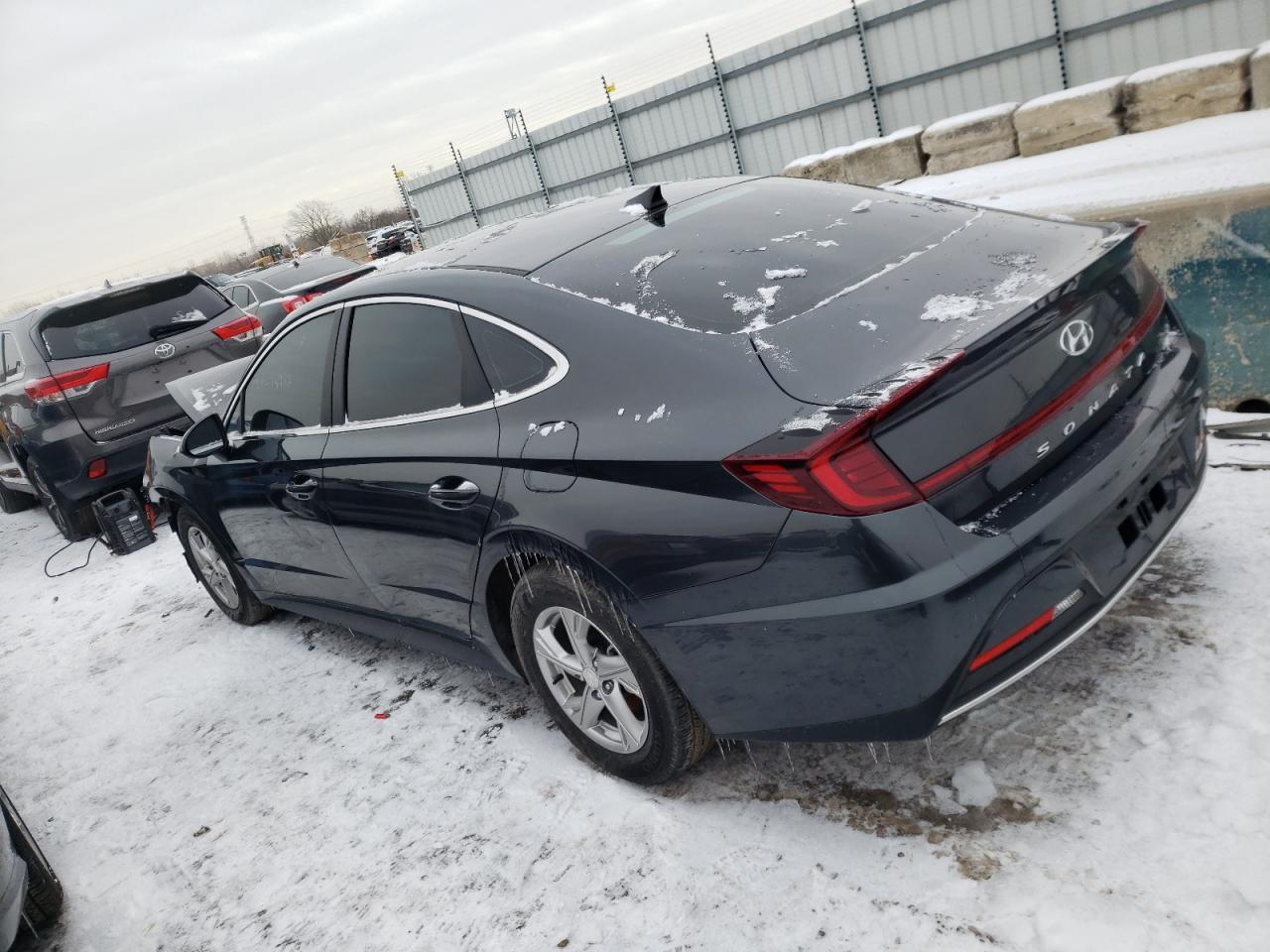 2022 Hyundai Sonata Se - Фото 2