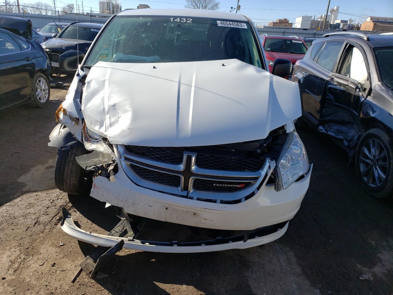 2017 Dodge Grand Caravan Se - Image 5