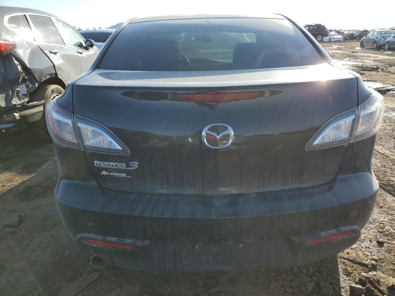 2010 Mazda 3 I - Image 6