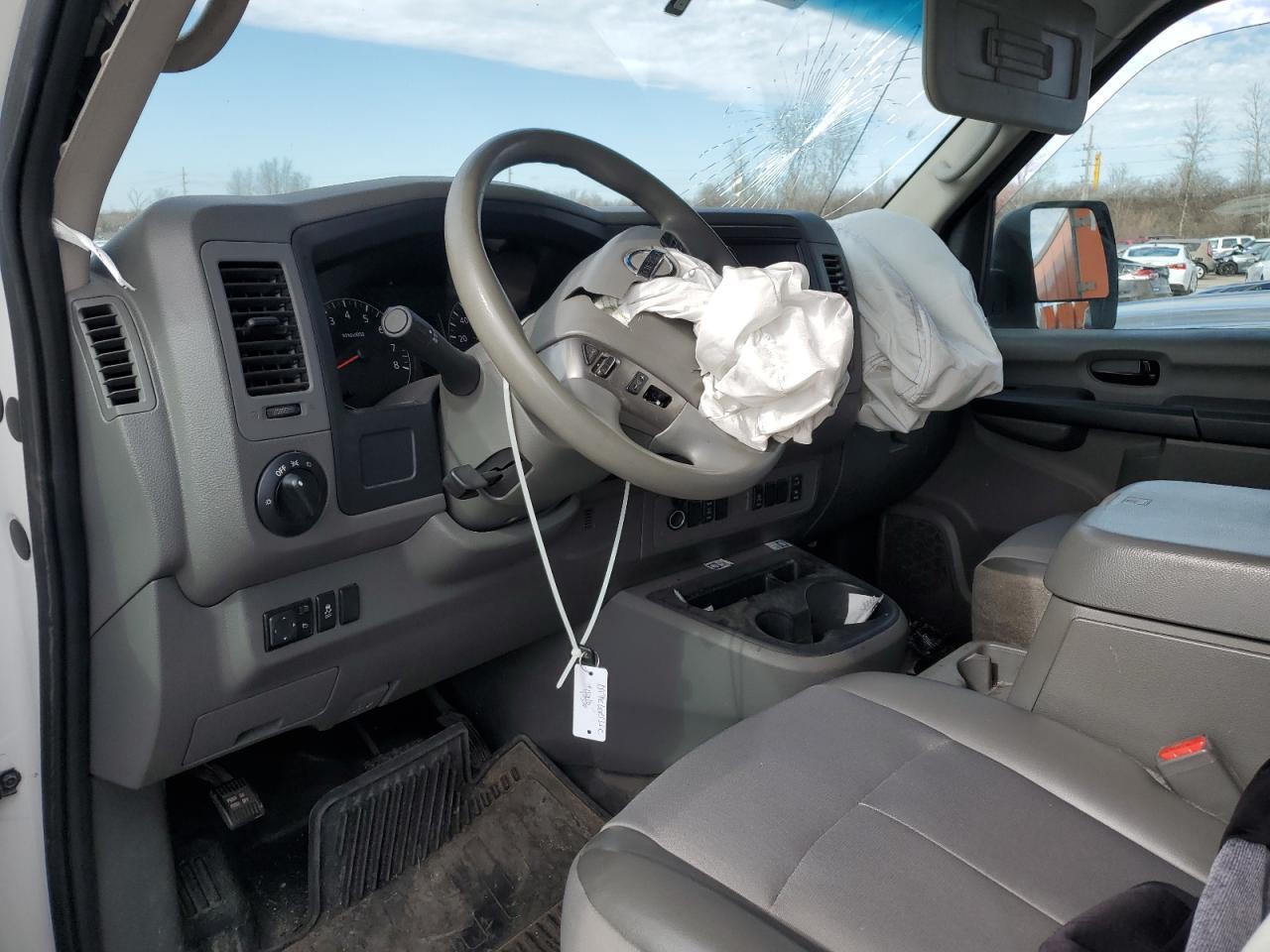 2020 Nissan Nv 2500 S - Фото 7