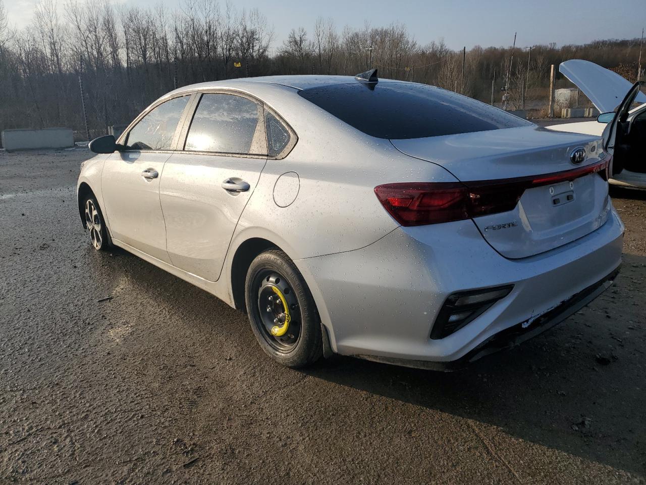 2021 Kia Forte Fe - Фото 2
