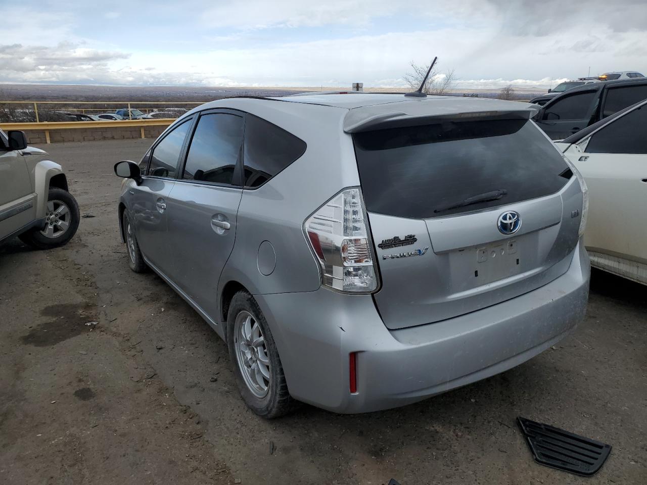 2012 Toyota Prius V - Фото 3