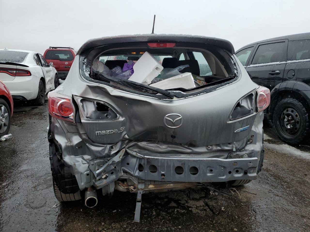 2012 Mazda 3 I - Image 6