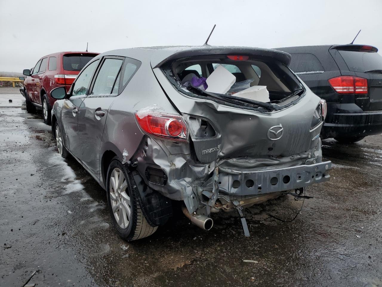 2012 Mazda 3 I - Image 2