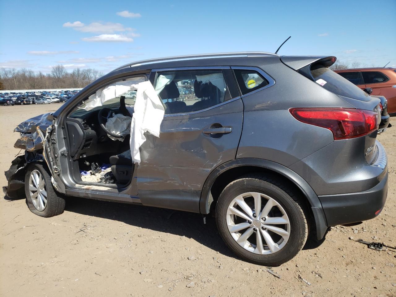 2017 Nissan Rogue Sport S - Фото 2