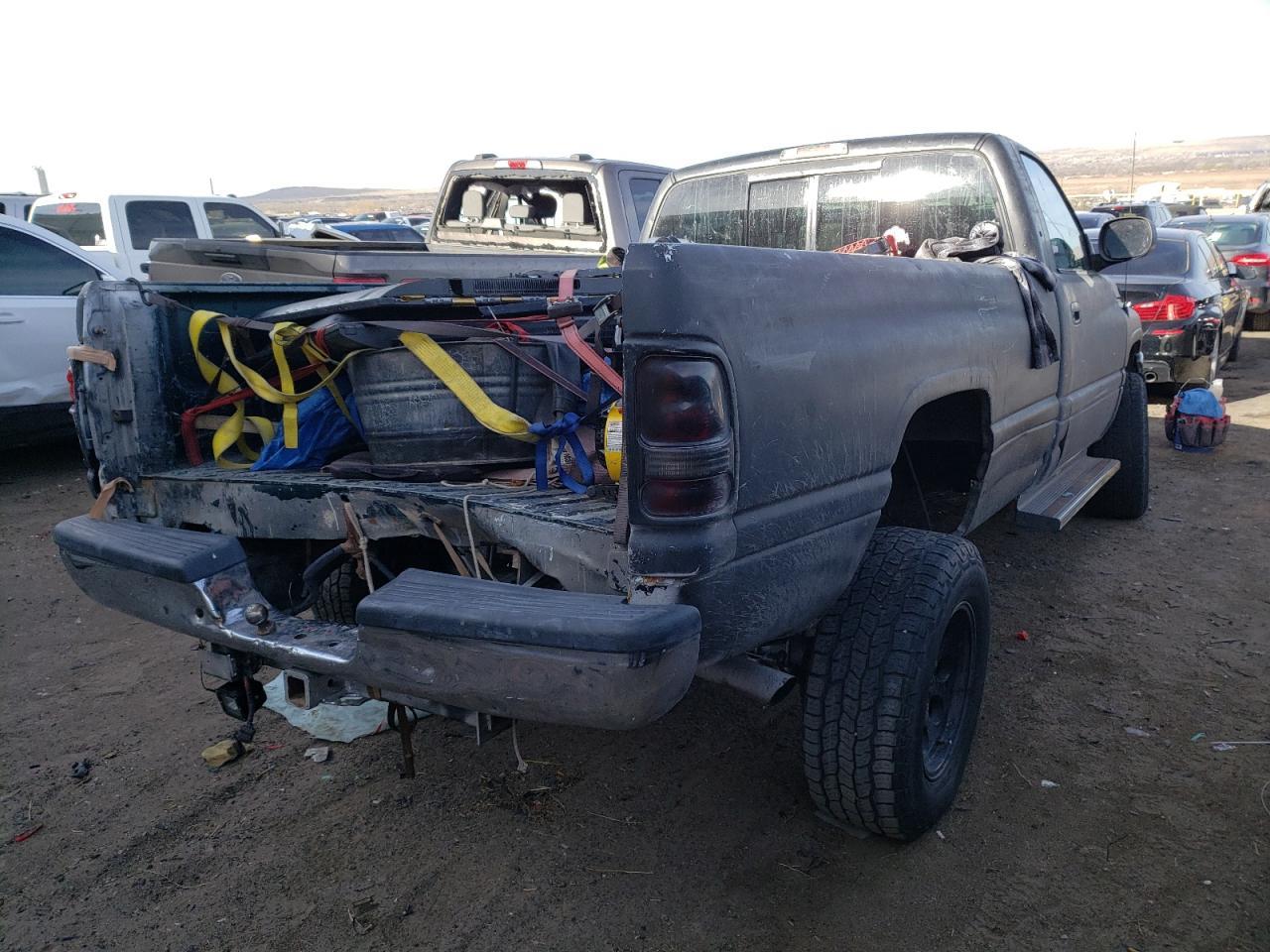 2002 Dodge Ram 2500 - Фото 3
