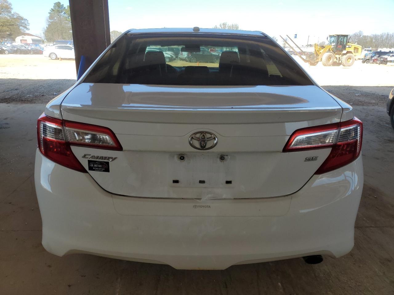 2012 Toyota Camry Base - Image 6