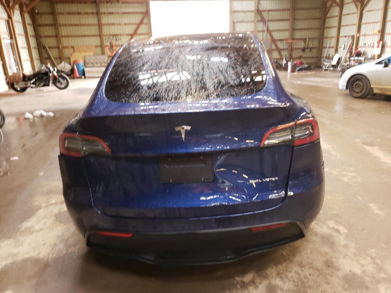 2023 Tesla Model Y - Image 6