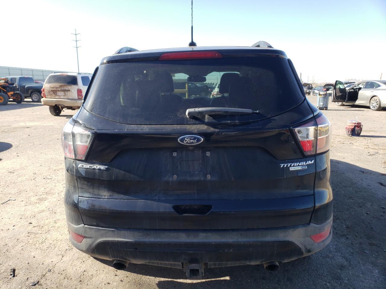 2017 Ford Escape Titanium - Фото 6
