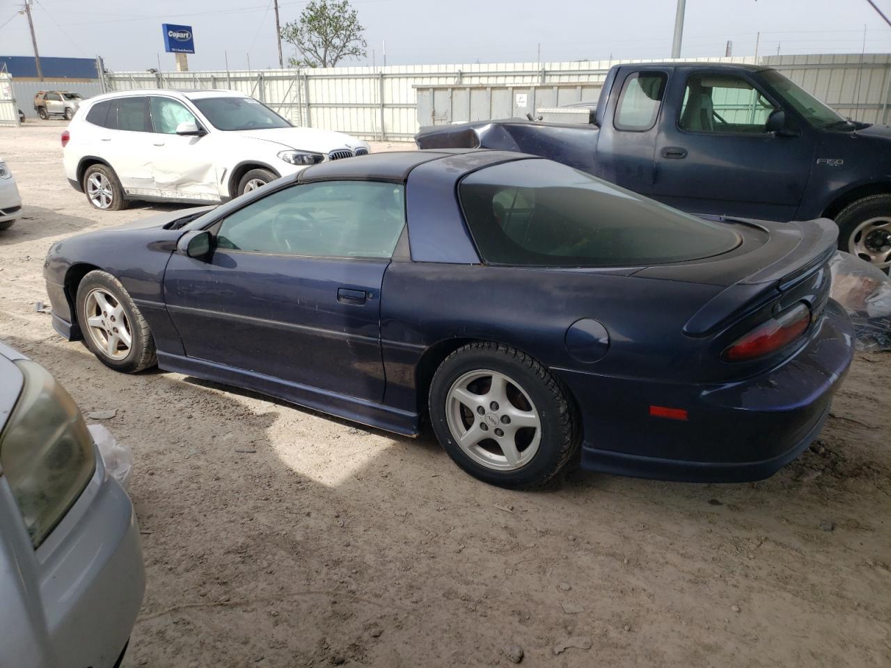 1998 Chevrolet Camaro - Фото 2