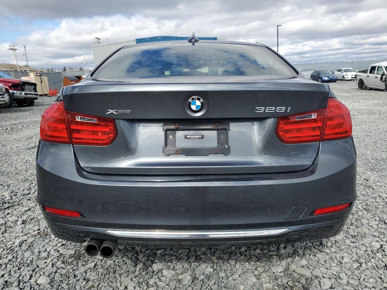 2014 BMW 328 Xi - Фото 6