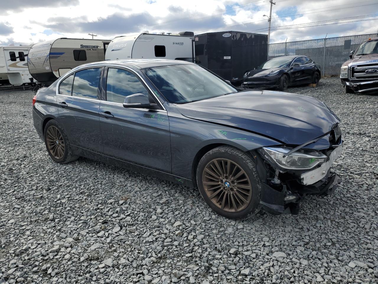 2014 BMW 328 Xi - Фото 4