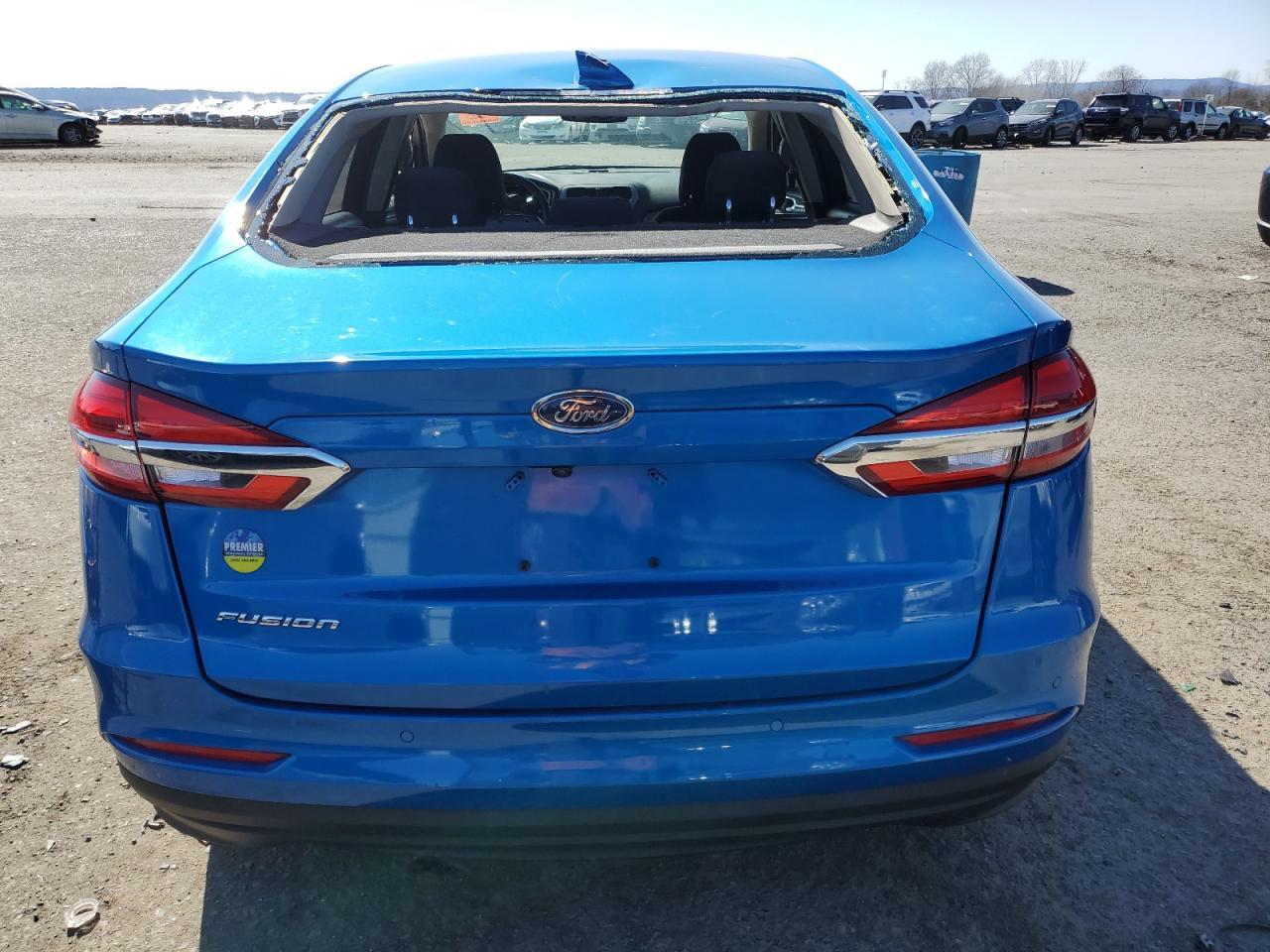 2020 Ford Fusion Se - Image 6