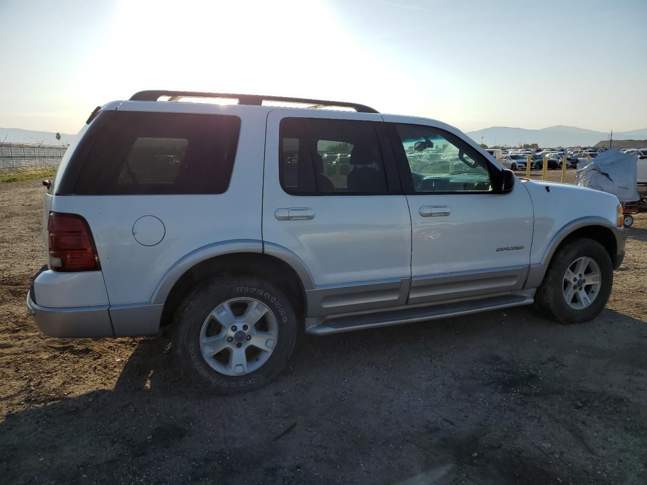 2002 Ford Explorer Limited - Image 3