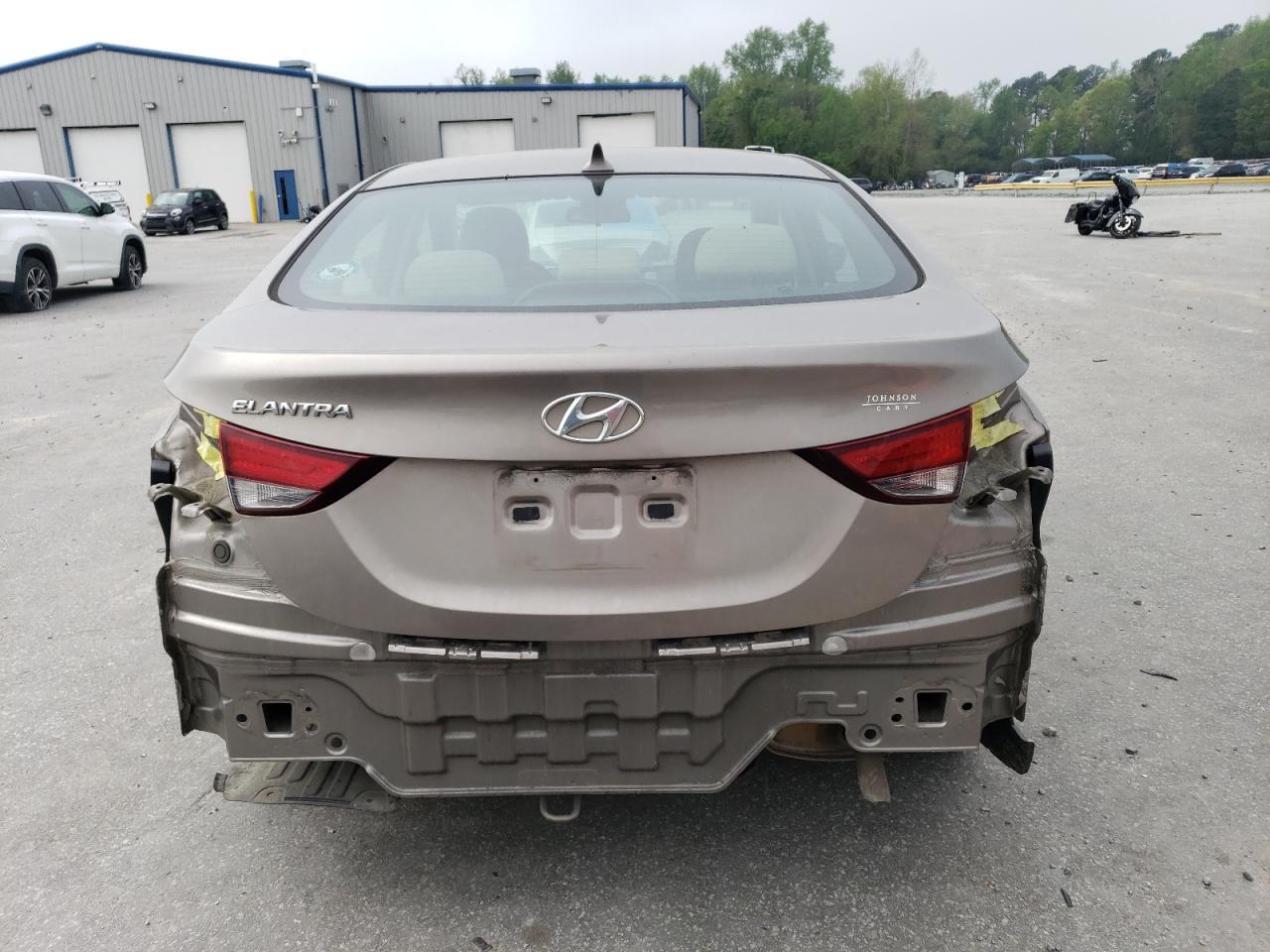 2014 Hyundai Elantra Se - Фото 6