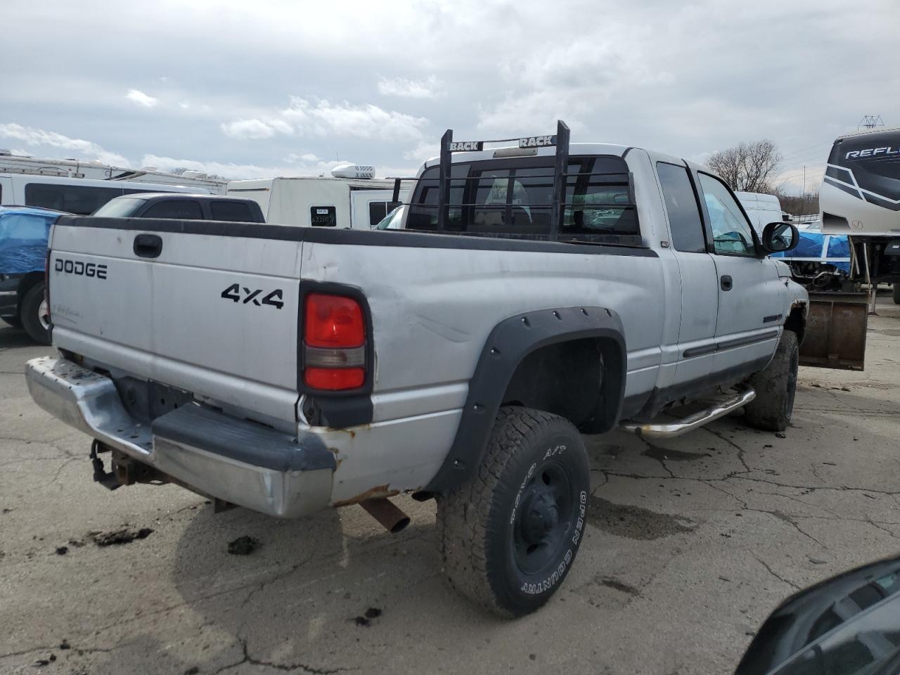 2001 Dodge Ram 2500 - Фото 3