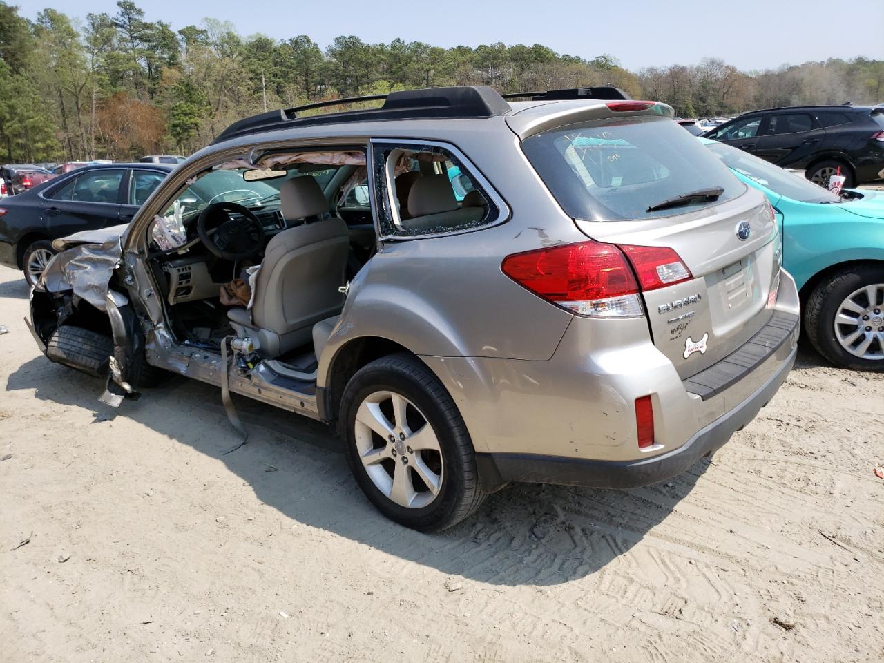 2014 Subaru Outback 2.5I 2.5I - Image 2