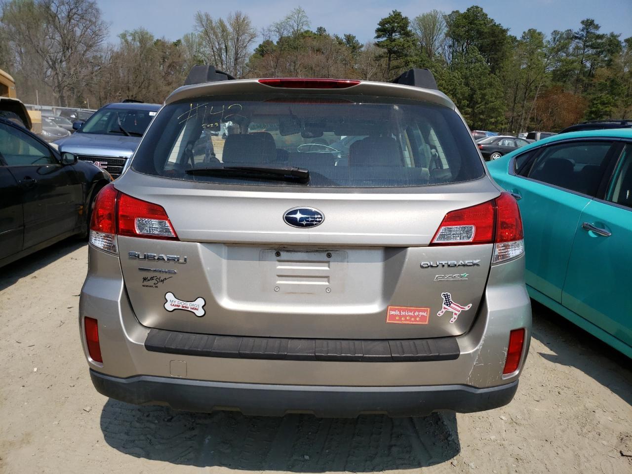 2014 Subaru Outback 2.5I 2.5I - Image 6