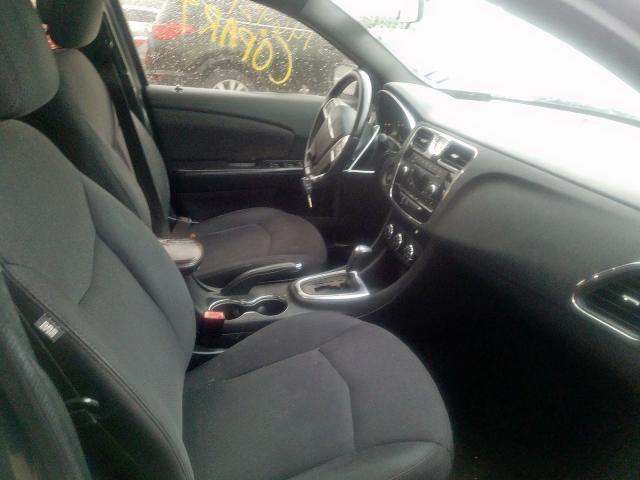 2013 Chrysler 200 Touring - Фото 5