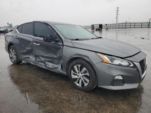 2019 Nissan Altima S - Фото 4
