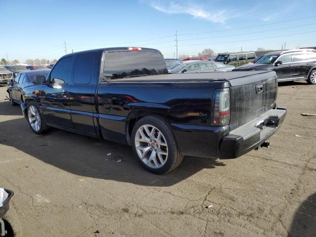 2004 Chevrolet Silverado K1500 - Image 2