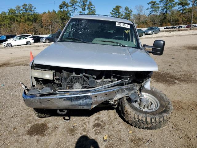 1995 Chevrolet Suburban K2500 - Фото 5