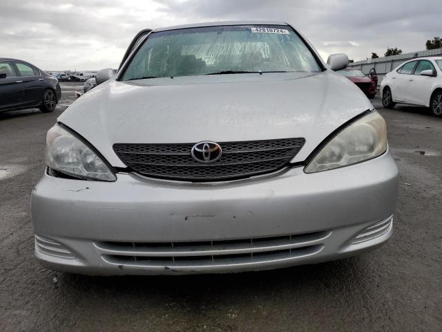 2002 Toyota Camry Le - Фото 5
