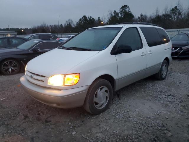 2000 Toyota Sienna Le