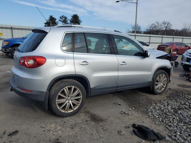 2010 Volkswagen Tiguan Se - Фото 3