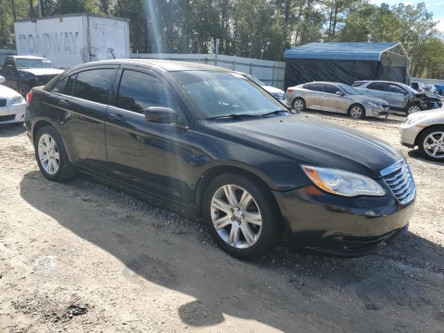 2013 Chrysler 200 Lx - Фото 4