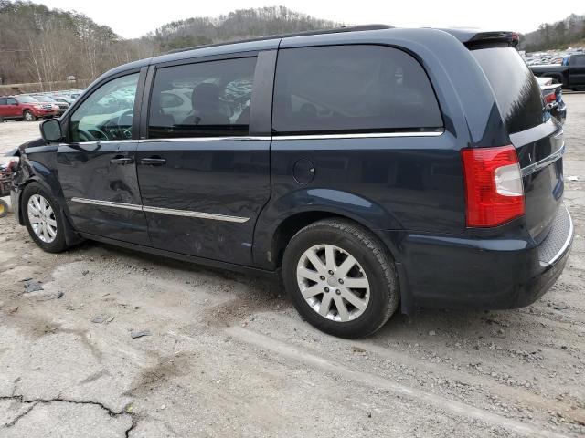 2013 Chrysler Town & Country Touring - Фото 2