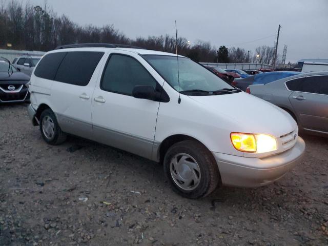 2000 Toyota Sienna Le - Фото 4