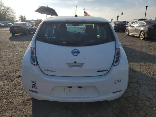 2015 Nissan Leaf S - Фото 6